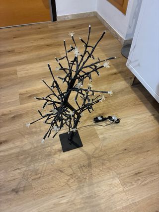 Árbol decorativo con luces LED 75cm altura