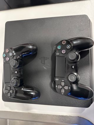 PS4 (PlayStation 4) Slim Nera + 2 Manette