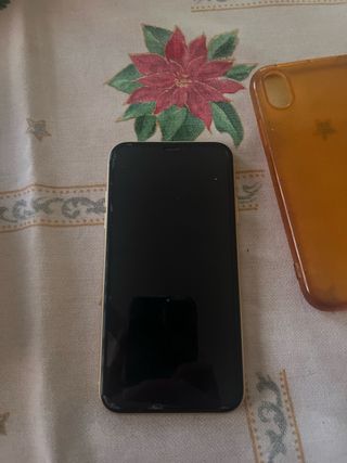 iPhone XR Amarillo