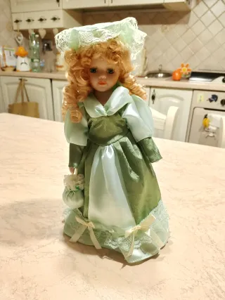 Bambola porcellana da collezione H 30 cm