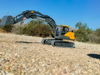 Excavadora RC Volvo EC160 Metal Doble
