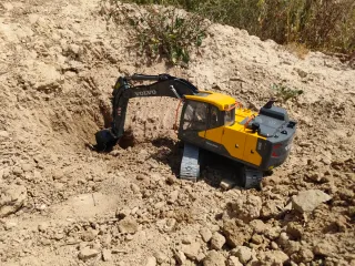 Excavadora RC Volvo EC160 Metal Doble