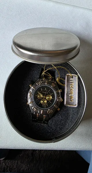 Reloj Titanium Unisex Dorado y Plateado