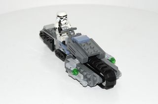Lego Star Wars Moto Imperial con Minifigura 75250.