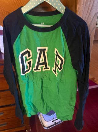 Camiseta GAP Manga Larga Talla M