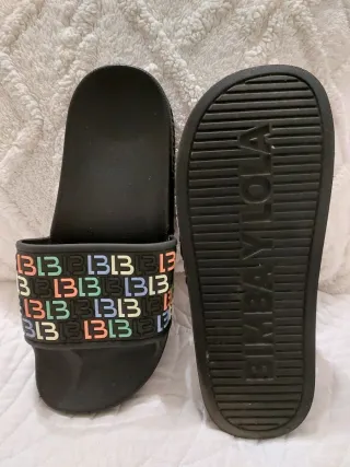 Chanclas Bimba y Lola Negras Multicolor