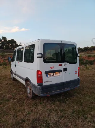 Nissan Interstar 2002
