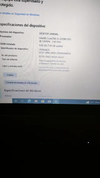 Portátil HP Pavilion i5 Rojo