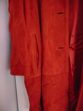 Abrigo de piel y viscosa