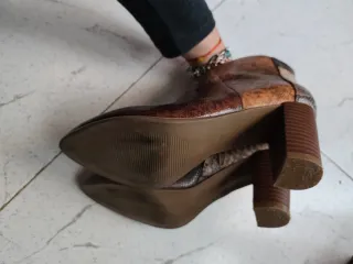 Botines efecto piel serpiente