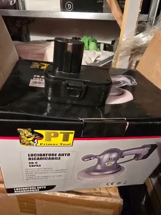 Lucidatrice Auto Ricaricabile - Mai Usata
