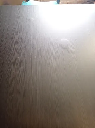 Mesa y 4 sillas comedor negras