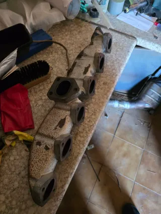 Colector de escape de hierro fundido