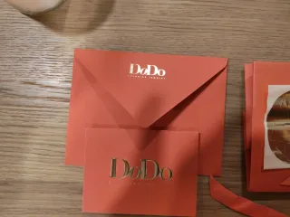 Scatola e busta bracciale Dodo rosso natale