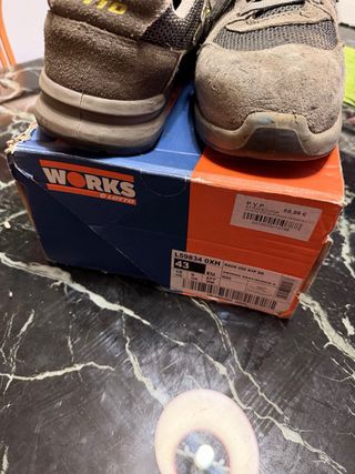 Botas de seguridad Lotto grises y verdes