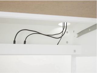 Escritorio blanco con cajón