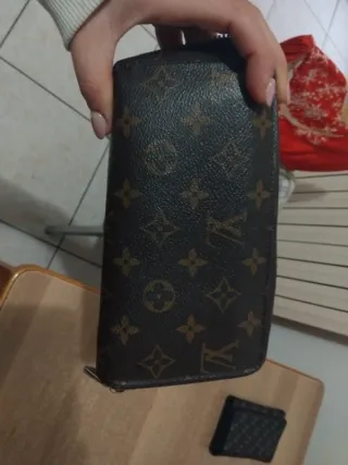 Portafoglio Louis Vuitton marrone