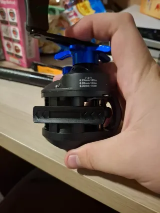 Carrete Sougayilang Baitcasting Negro/Azul