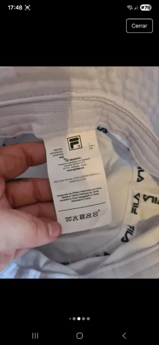 Lote Gorro Fila y Chanclas