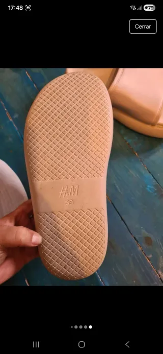 Lote Gorro Fila y Chanclas