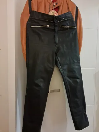 Conjunto cuero moto mujer Naranja y negro