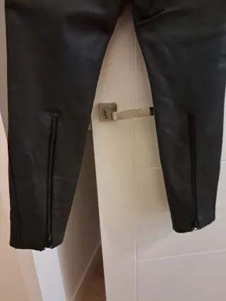 Conjunto cuero moto mujer Naranja y negro