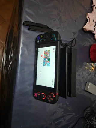 Nintendo Switch Azul/Rojo  esta hackeara