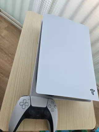 PlayStation 5 + Controller + Giochi