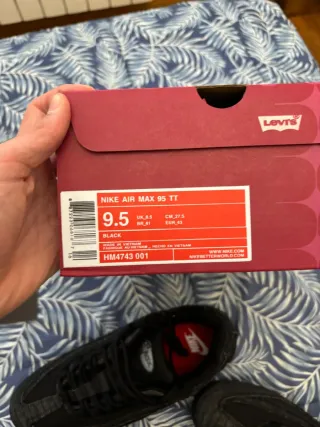 Air Max 95 Levi's Negras