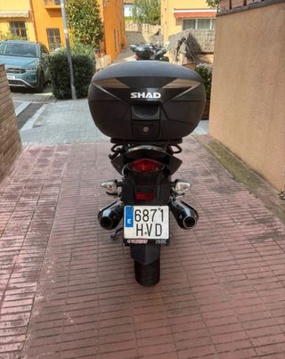 Suzuki Inazuma 250 Negra