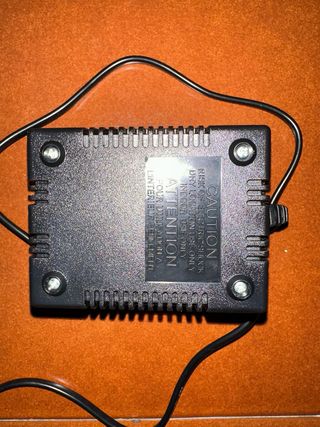 Transformador Voltaje 300W 220V a 110V