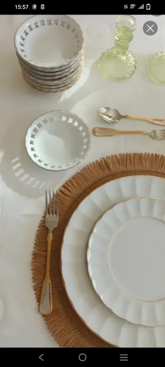 8 Platillos de pan blancos