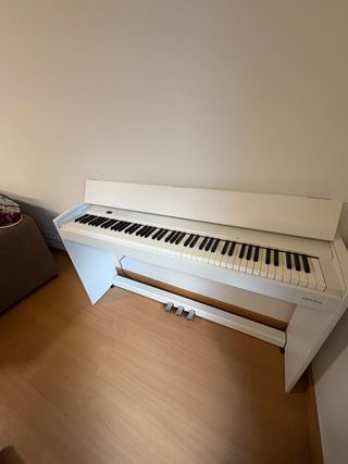 Piano Roland Blanco Poco Uso