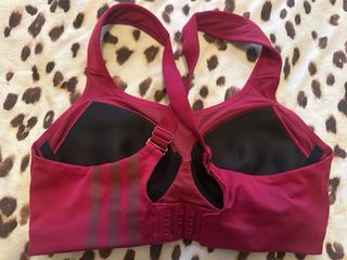 Top deportivo Adidas rojo