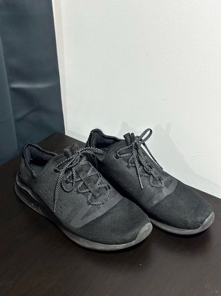 Asics FUZETORA Talla 40 Negras