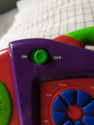 Piano de juguete infantil