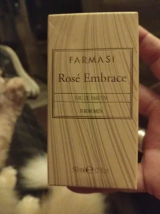 Farmasi Rosé Embrace Eau de Parfum para Mujer
