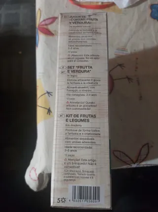 Giocattoli per tagliare frutta e verdura in legno