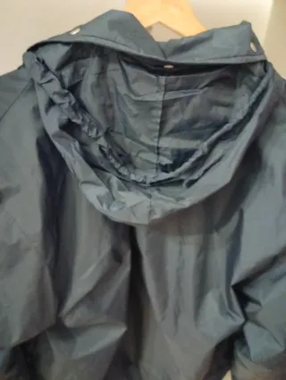 Cortavientos impermeable Screen Stars Talla M