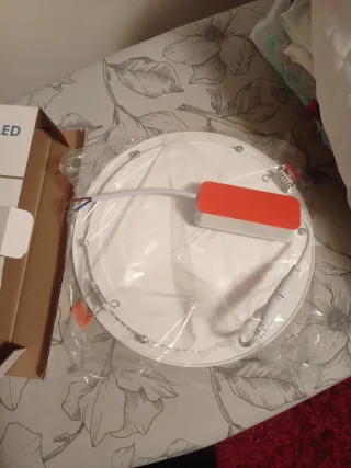 Foco LED Empotrable Downlight Serie SLIM