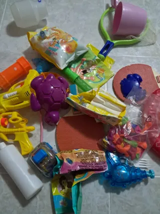 Juguetes de playa y piscina