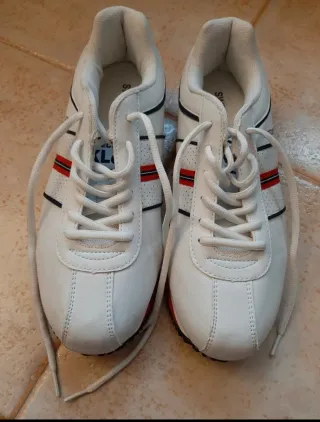 Zapatillas deportivas blancas talla 41