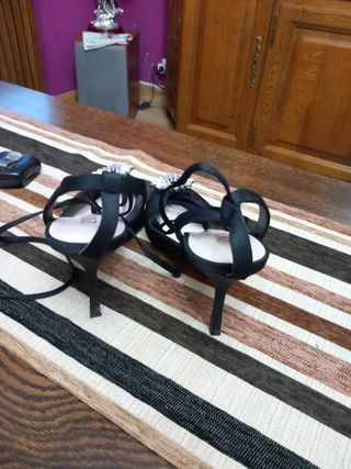 Zapatos Zara Talla 39 Tela Pedrería Tacón 9cm