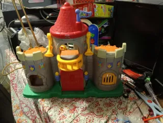 Castello con ponte levatoio Fisher Price