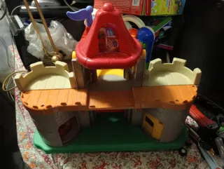 Castello con ponte levatoio Fisher Price
