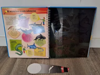 Mundo marino: Mi libro con linterna (Spanish Ed...