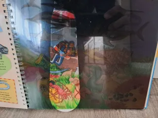 Mundo marino: Mi libro con linterna (Spanish Ed...