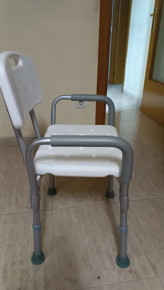 Silla ducha y adaptador para la taza de water
