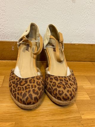 Sandalias con cuña de leopardo, 8cm