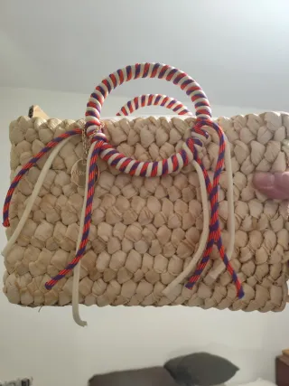 Bolso de mano Alex.max. de rafia